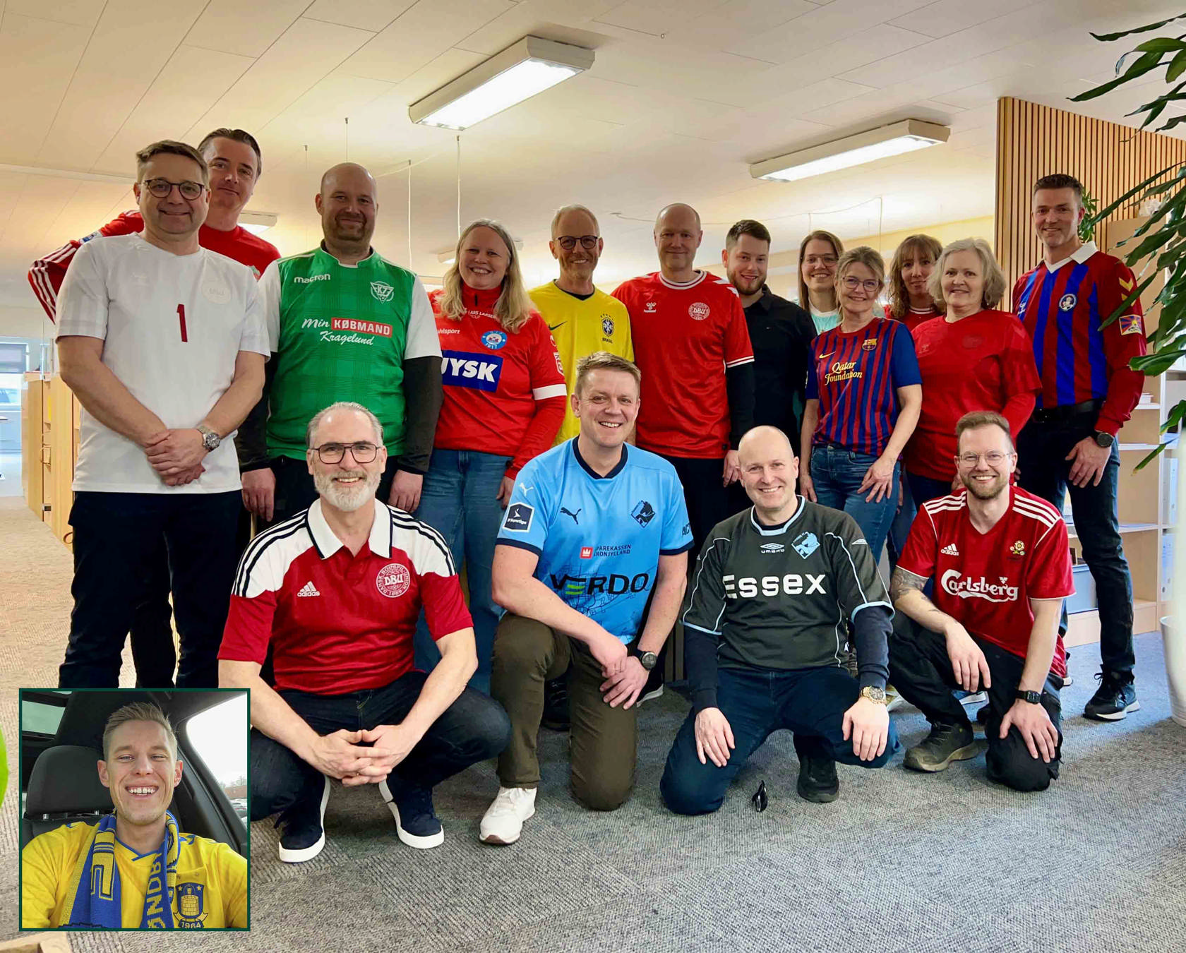 fællesfoto fodboldtrøjefredag 2025