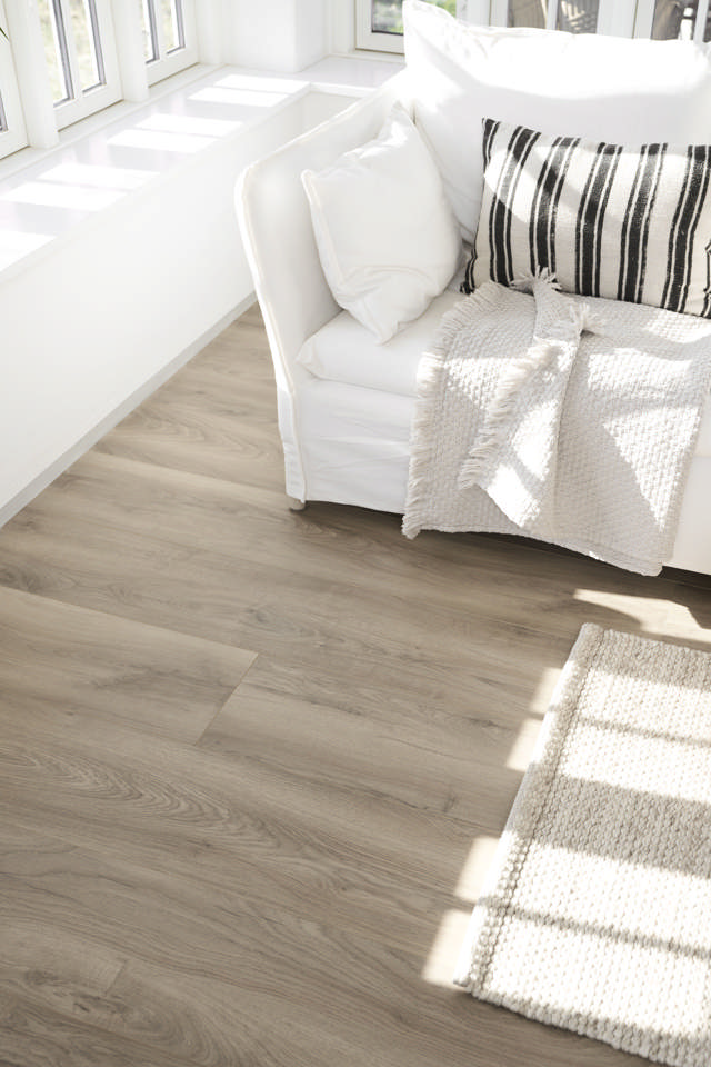 Organic Silent White oak 354, plank