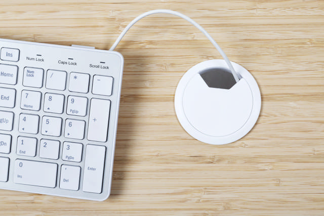 Kabelgennemføring til bordplade, ABS hvid 